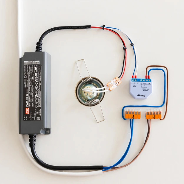 Shelly plus 0 10v dimmer