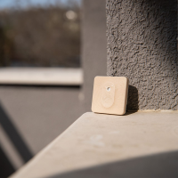 Shelly Blu H&T Mokka - Temperatur- & Feuchtigkeitssensor - Bluetooth - Dunkelbeige